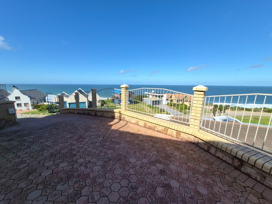 3 Bedroom Property for Sale in Dana Bay Western Cape
